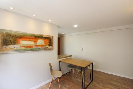 Sala de apartamento para alugar com 2 quartos, 70m² em Manacás, Belo Horizonte