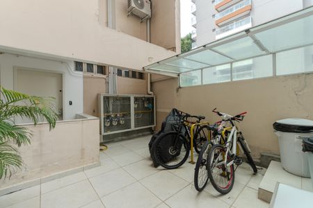 Studio à venda com 30m², 1 quarto e sem vaga Studio à venda com 30m², 1 quarto e sem vagaÁrea comum
