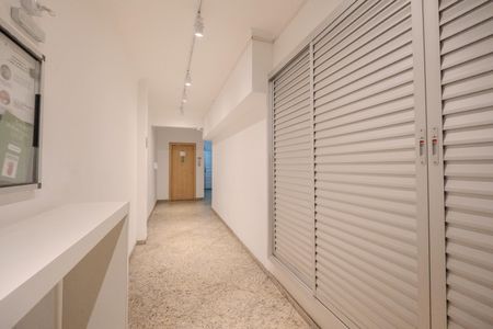 Studio à venda com 30m², 1 quarto e sem vaga Studio à venda com 30m², 1 quarto e sem vagaHall de entrada