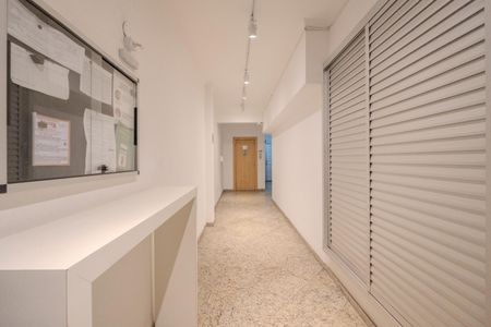 Studio à venda com 30m², 1 quarto e sem vaga Studio à venda com 30m², 1 quarto e sem vagaHall de entrada