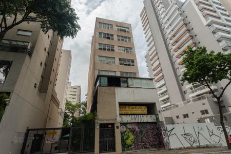 Studio à venda com 30m², 1 quarto e sem vaga Studio à venda com 30m², 1 quarto e sem vagaFachada
