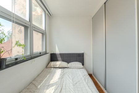 Studio à venda com 30m², 1 quarto e sem vaga Studio à venda com 30m², 1 quarto e sem vagaQuarto