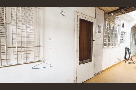 Casa para alugar com 150m², 2 quartos e 1 vagaEntrada