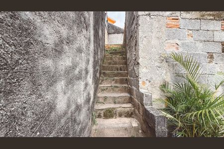 Casa para alugar com 45m², 1 quarto e sem vagaQuintal