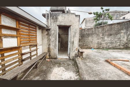 Casa para alugar com 45m², 1 quarto e sem vagaQuintal