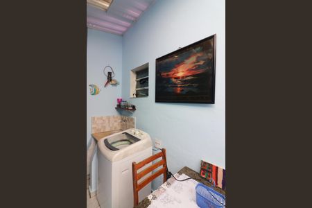 Casa à venda com 95m², 2 quartos e 2 vagasÁrea de Serviço