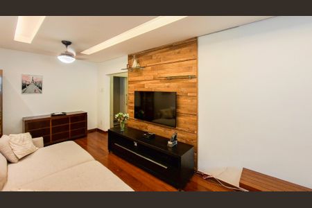 Sala de apartamento à venda com 3 quartos, 125m² em Santa Efigênia, Belo Horizonte