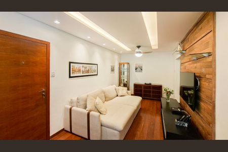 Sala de apartamento à venda com 3 quartos, 125m² em Santa Efigênia, Belo Horizonte
