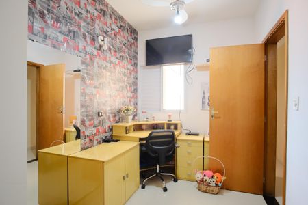 Casa à venda com 351m², 6 quartos e 2 vagasQuarto 3