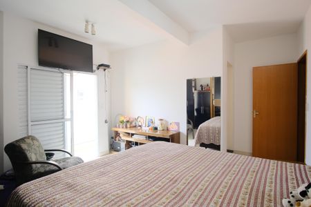 Casa à venda com 351m², 6 quartos e 2 vagasSuíte