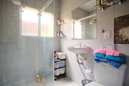 Casa à venda com 351m², 6 quartos e 2 vagasBanheiro 3