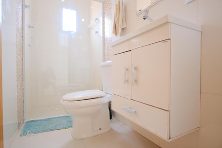 Casa à venda com 351m², 6 quartos e 2 vagasBanheiro 2