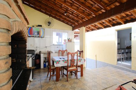 Casa à venda com 351m², 6 quartos e 2 vagasEspaço Gourmet