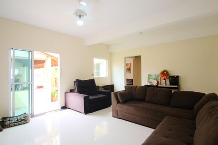 Casa à venda com 351m², 6 quartos e 2 vagasSala 2