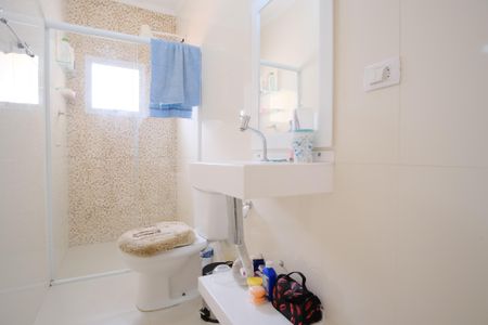 Casa à venda com 351m², 6 quartos e 2 vagasBanheiro da Suíte