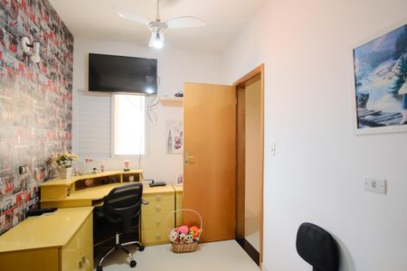 Casa à venda com 351m², 6 quartos e 2 vagasQuarto 3