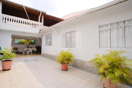 Casa à venda com 351m², 6 quartos e 2 vagasQuintal