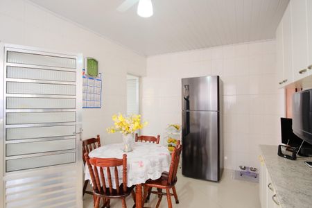 Casa à venda com 351m², 6 quartos e 2 vagasCozinha 1