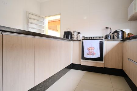 Casa à venda com 351m², 6 quartos e 2 vagasCozinha 2