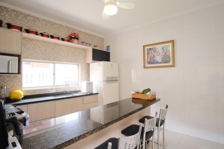 Casa à venda com 351m², 6 quartos e 2 vagasCozinha 2