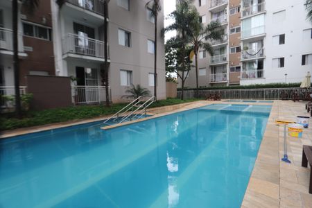 Apartamento para alugar com 45m², 2 quartos e 1 vagaÁrea comum - Piscina