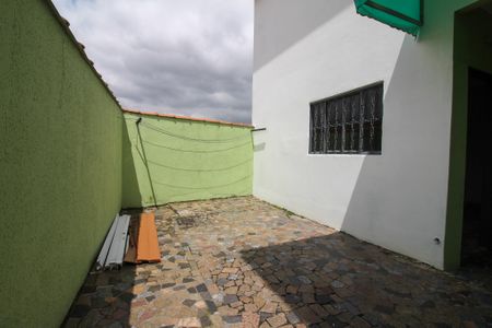 Casa para alugar com 250m², 3 quartos e 3 vagas