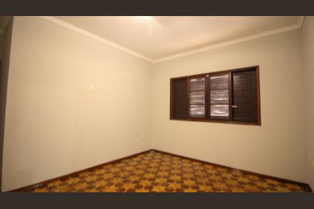 Casa para alugar com 250m², 3 quartos e 3 vagas