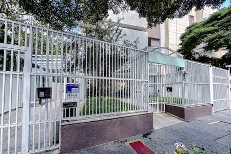 Apartamento à venda com 80m², 2 quartos e 1 vagaFachada - Plaquinha