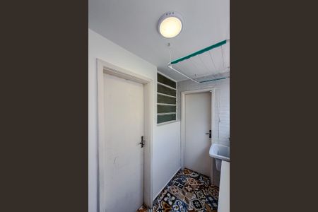 Apartamento à venda com 80m², 2 quartos e 1 vagaÁrea de Serviço