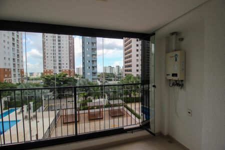 Apartamento para alugar com 70m², 2 quartos e 2 vagas
