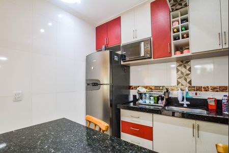 Casa à venda com 79m², 2 quartos e 2 vagas Casa à venda com 79m², 2 quartos e 2 vagasCozinha e Área de Serviço