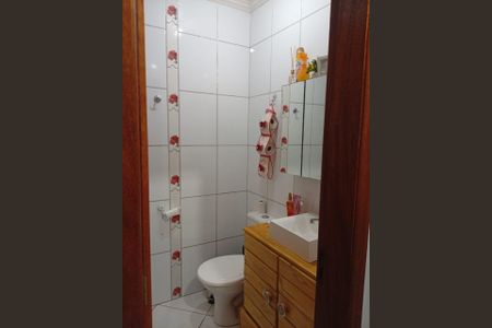 Banheiro  de casa para alugar com 2 quartos, 50m² em Olaria, Canoas