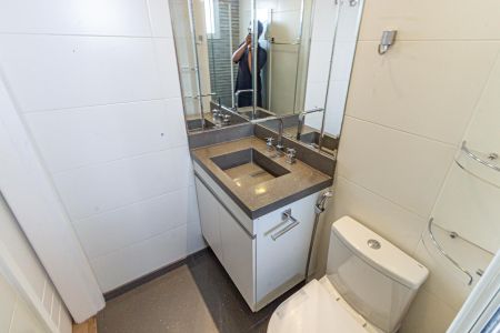 Apartamento à venda com 104m², 2 quartos e 2 vagasBanheiro 1 da Suíte 1