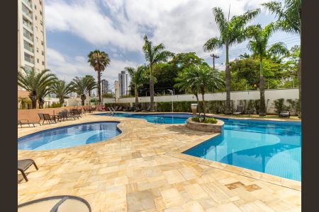 Apartamento à venda com 104m², 2 quartos e 2 vagasÁrea comum - Piscina