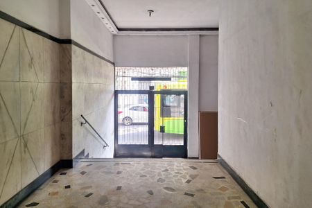 Apartamento à venda com 61m², 2 quartos e sem vagaÁrea comum