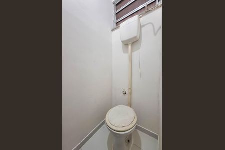 Apartamento à venda com 61m², 2 quartos e sem vagaBanheiro de serviço