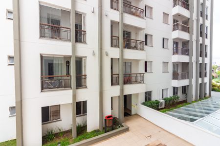 Vista  de apartamento à venda com 2 quartos, 60m² em Jaguaribe, Osasco