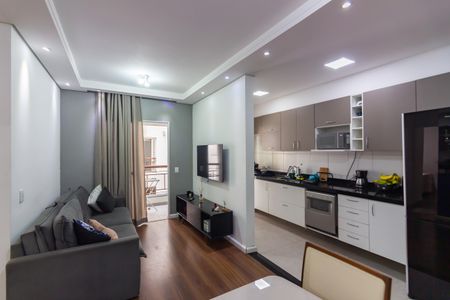 Sala  de apartamento à venda com 2 quartos, 60m² em Jaguaribe, Osasco