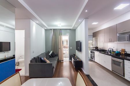 Sala  de apartamento à venda com 2 quartos, 60m² em Jaguaribe, Osasco