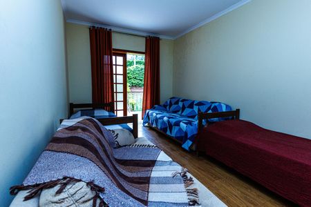 Casa de condomínio para alugar com 530m², 3 quartos e 6 vagasEscritório