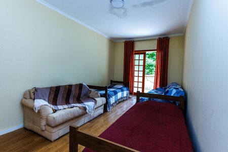 Casa de condomínio para alugar com 530m², 3 quartos e 6 vagasEscritório