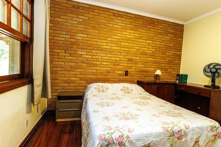 Casa de condomínio para alugar com 530m², 3 quartos e 6 vagasQuarto 2