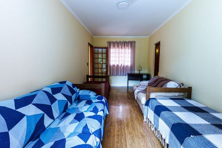 Casa de condomínio para alugar com 530m², 3 quartos e 6 vagasEscritório