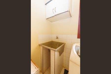 Casa de condomínio para alugar com 530m², 3 quartos e 6 vagasÁrea de Serviço