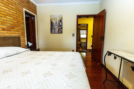 Casa de condomínio para alugar com 530m², 3 quartos e 6 vagasQuarto 1