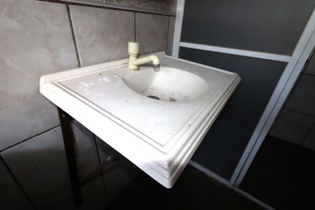 Apartamento para alugar com 50m², 2 quartos e sem vagaBanheiro