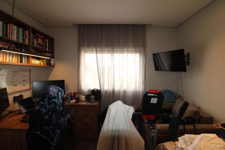 Apartamento à venda com 160m², 3 quartos e 4 vagasQuarto 2