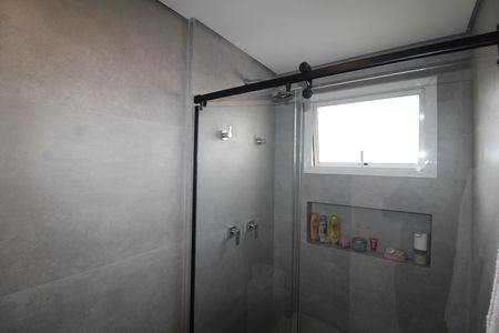 Apartamento à venda com 160m², 3 quartos e 4 vagasQuarto 2 - Banheiro