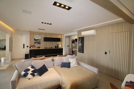 Apartamento à venda com 160m², 3 quartos e 4 vagasSala