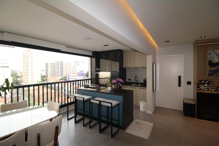 Apartamento à venda com 160m², 3 quartos e 4 vagasSala - Varanda